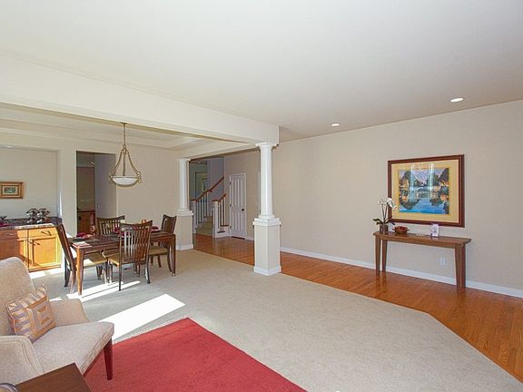 4th image of 26318 SE 21st Pl