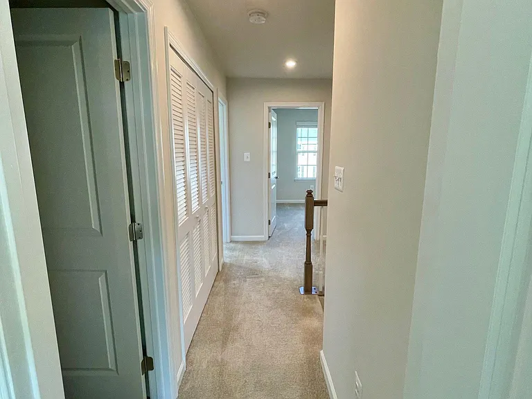 135 Dripping Spring Dr — Photo 17