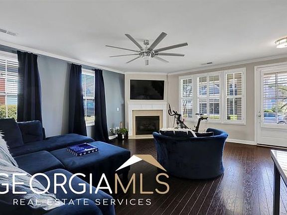 4th image of 1072 Regal Hills Ln