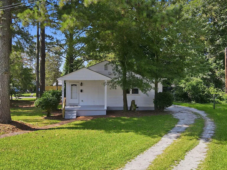 1101 Meadows St — Photo 27