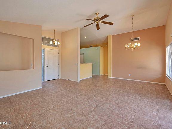 4th image of 3721 N 150TH Avenue