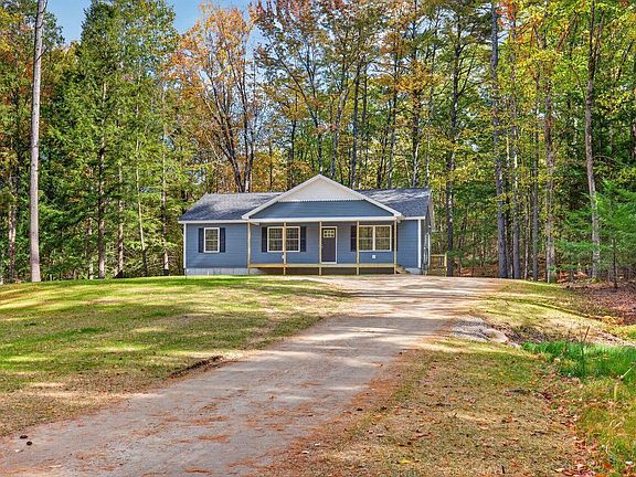 3rd image of 55 Beaver Dam Road