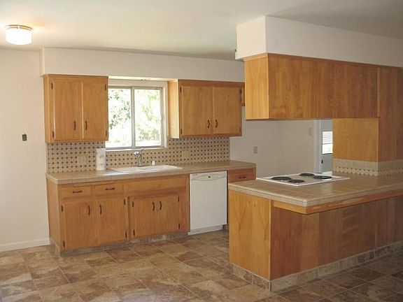 4th image of 6700 Olive Dr