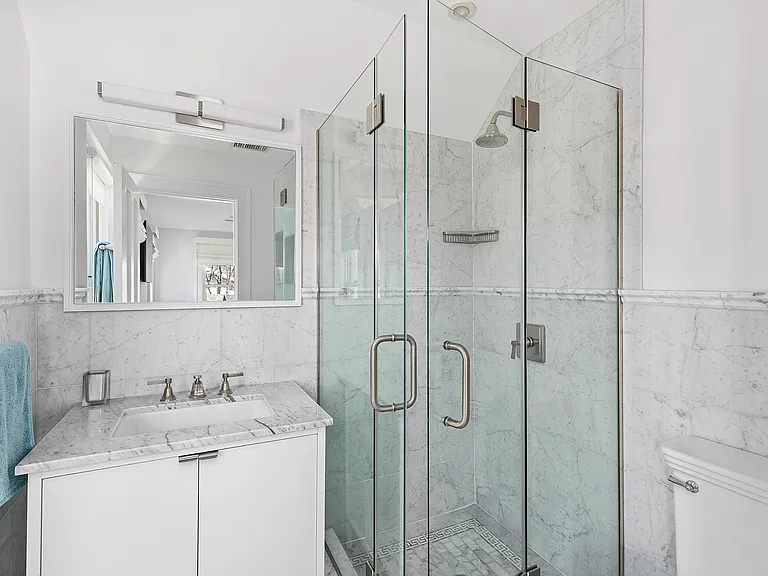 47 Layton Ave — Photo 10