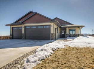 1621 Tablerock Rd, Rapid City, SD 57701