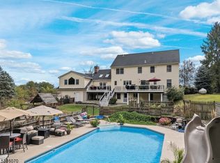 13 Ridge Ln, Blairstown, NJ 07825