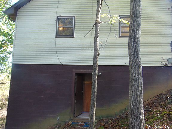 2nd image of 223 Golden Ave