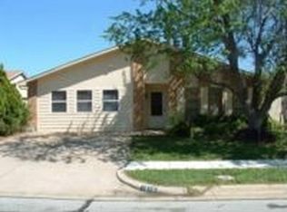 1919 Rutherford Ln, Arlington, TX 76014