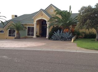 102 Mourning Dove Ct, Laredo, TX 78045