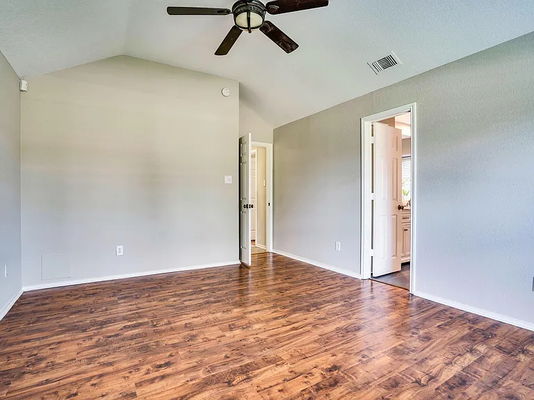 626 Cribbs Dr — Photo 12