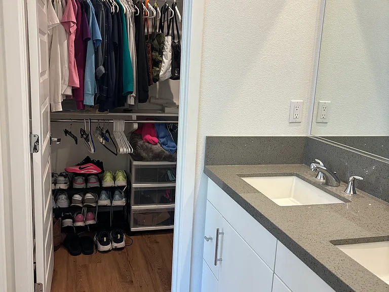 2845 Avella Cir #2854 — Photo 19