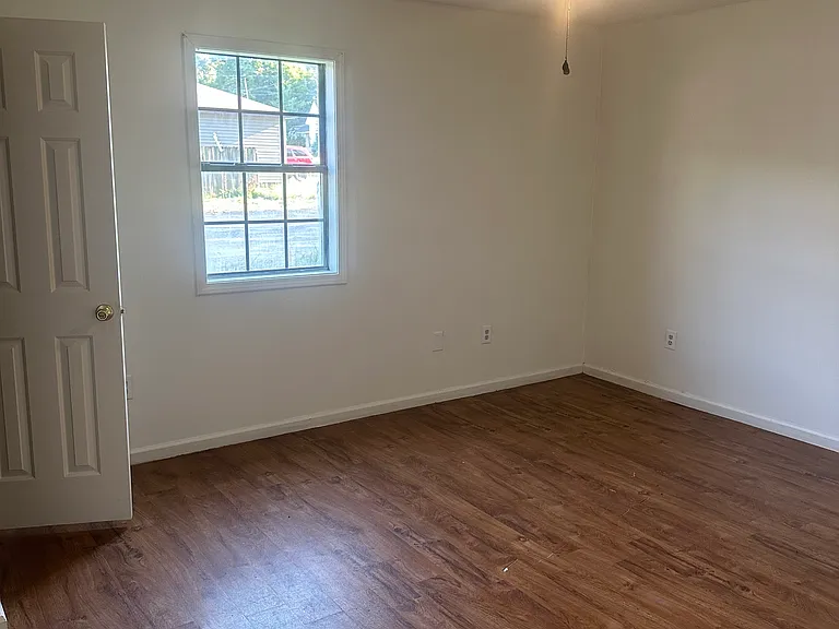 710 S 6th St #2 — Photo 6
