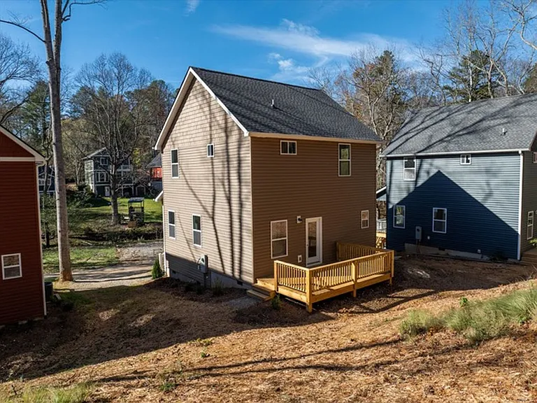 131 Owenby Ln — Photo 8