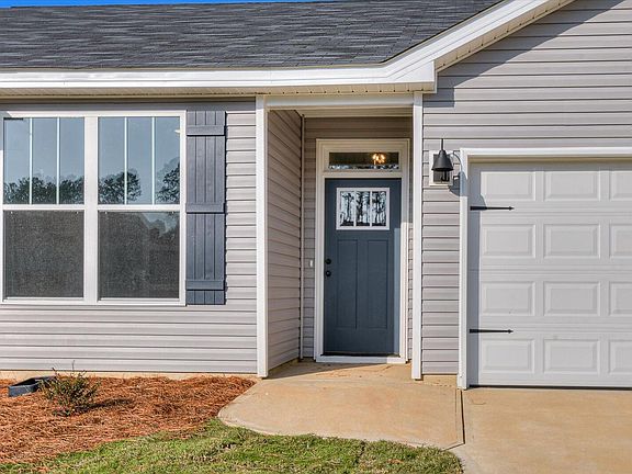 4th image of 221 Bay Meadows Dr