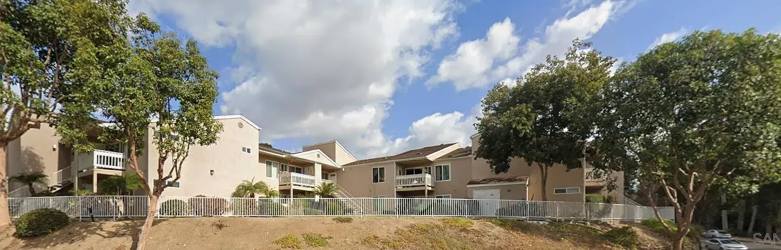 1 bed, 1.0 bath, 956 sqft, $1,500 — Photo 2