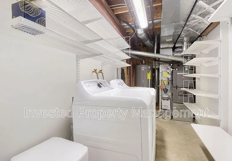 7956 S Vincennes Way — Photo 19