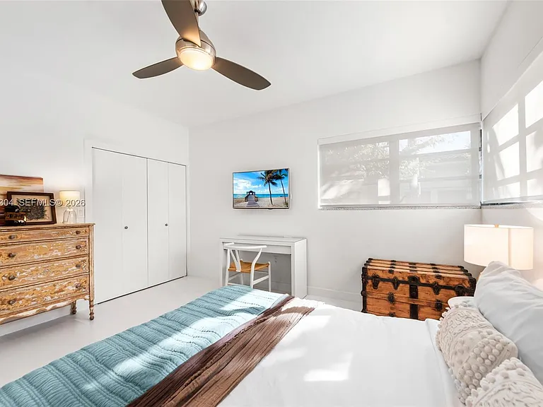 365 N Shore Dr — Photo 33