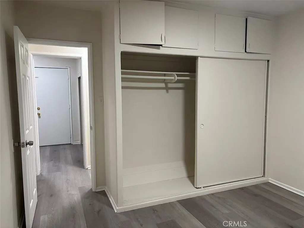 1 bed, 650 sqft, $2,100 — Photo 3