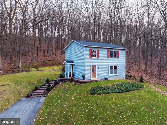 5th image of 26 Acorn Ln
