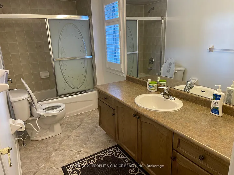 2486 Wasaga Dr — Photo 9