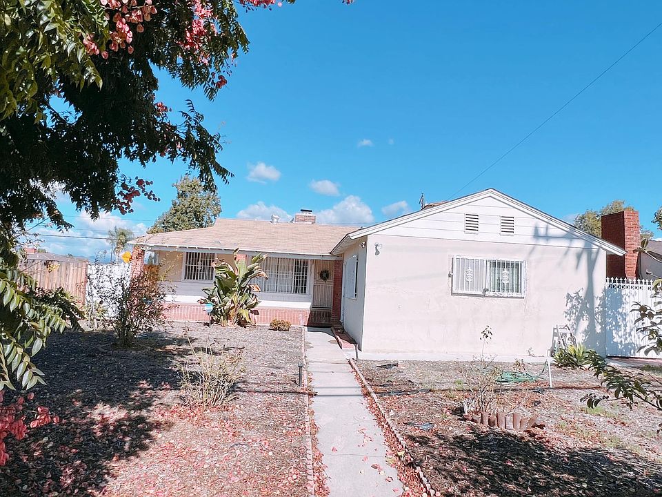 1st image of 1373 E Kingsley Ave