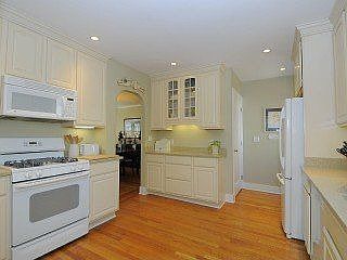 4th image of 175 Tillman Ave