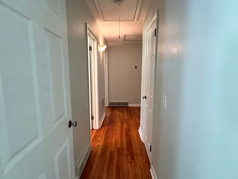 3221 Foxhall Rd — Photo 15