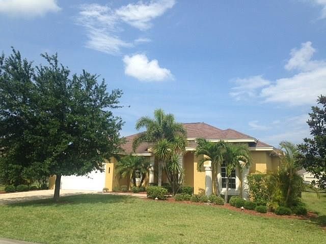 1st image of 6420 Parklane Ct