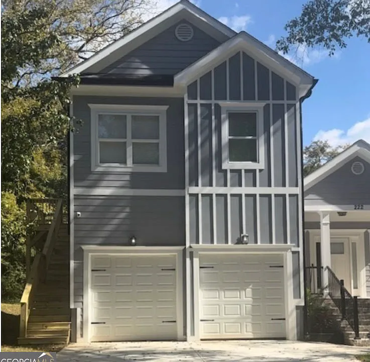 222 Taylor Cir