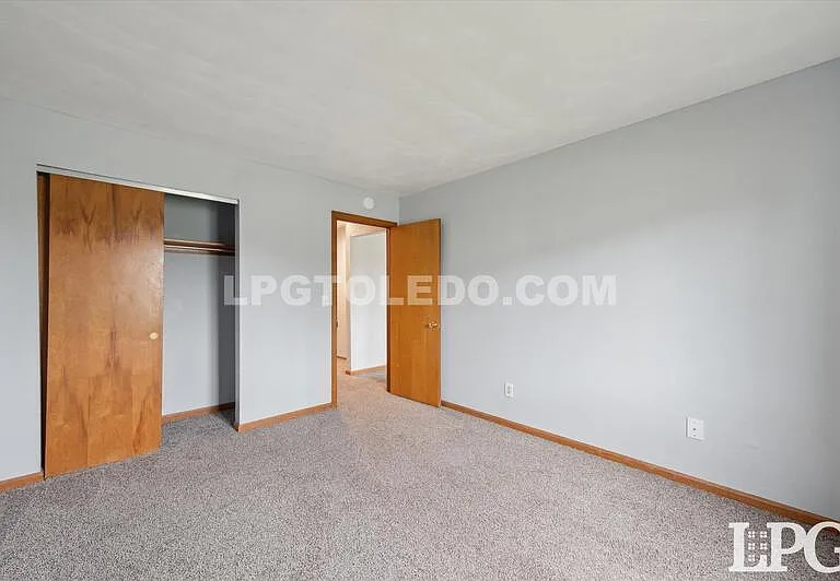 3310 Arlington Ave #4 — Photo 16