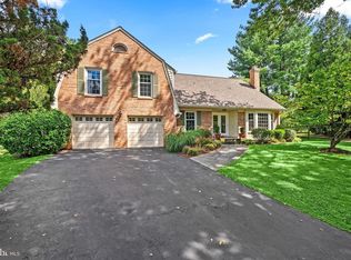 9000 Willow Valley Dr, Rockville, MD 20854