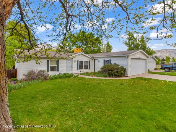 27 Queen City Cir, Parachute, CO 81635