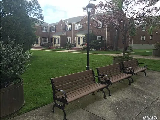 Sold by Prime Realty | media 10