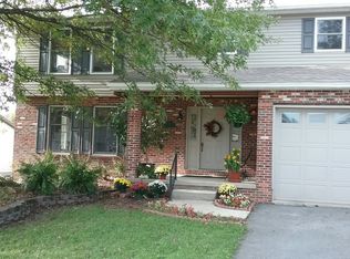 204 White Oak Ln, Elkins, WV 26241