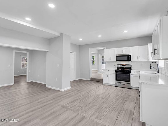 3rd image of 58 Chadwick Avenue