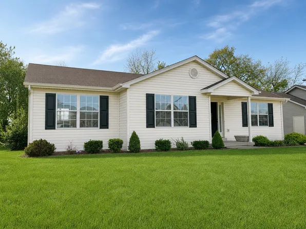 912 Pinoak Dr, Nicholasville, KY 40356