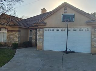 3102 Champagne Way, Bakersfield, CA 93306