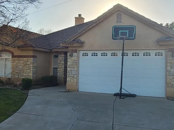 3102 Champagne Way, Bakersfield, CA 93306
