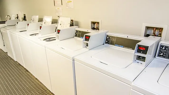 Rented by Nooklyn NYC LLC | media 45