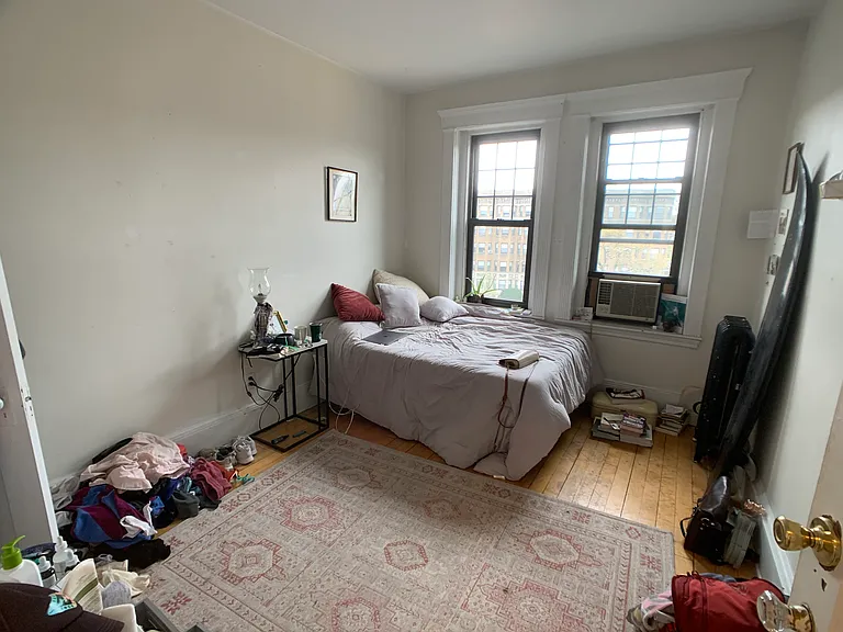 Commonwealth Ave #3 — Photo 4