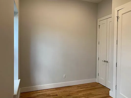 Rented by Evergreen Realty & Investments | media 9