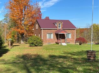 22 Gruber Rd, Greenville, PA 16125