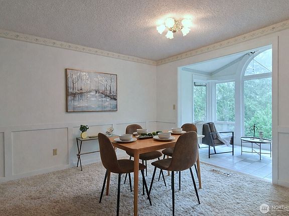 5th image of 6696 Crest Drive SE