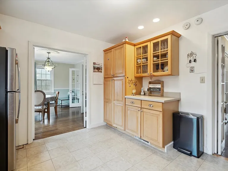 1736 Riverview Rd — Photo 10