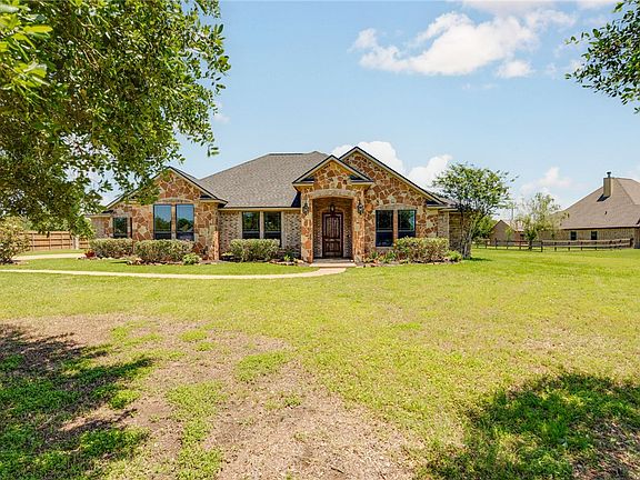 3rd image of 17295 Saddle Creek Dr