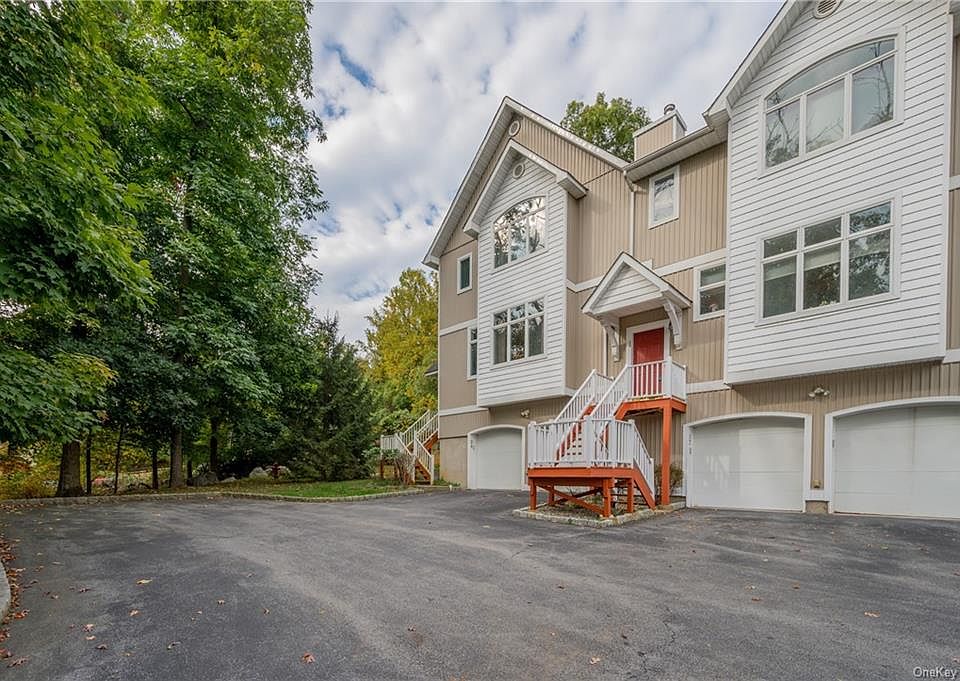 1st image of 24 Laila Ln