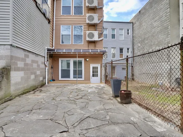 18 Wallis Avenue image 13 of 27