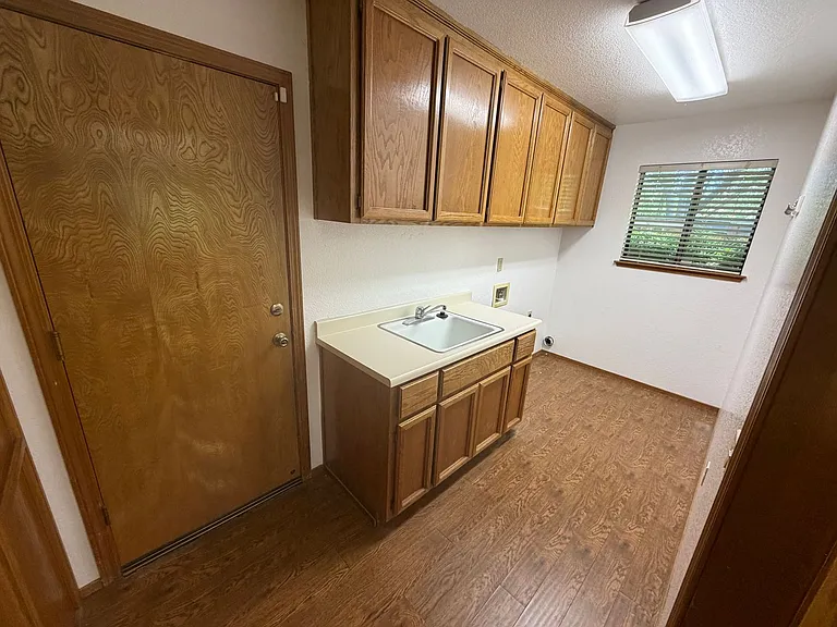 11674 Prospect Hill Dr — Photo 31