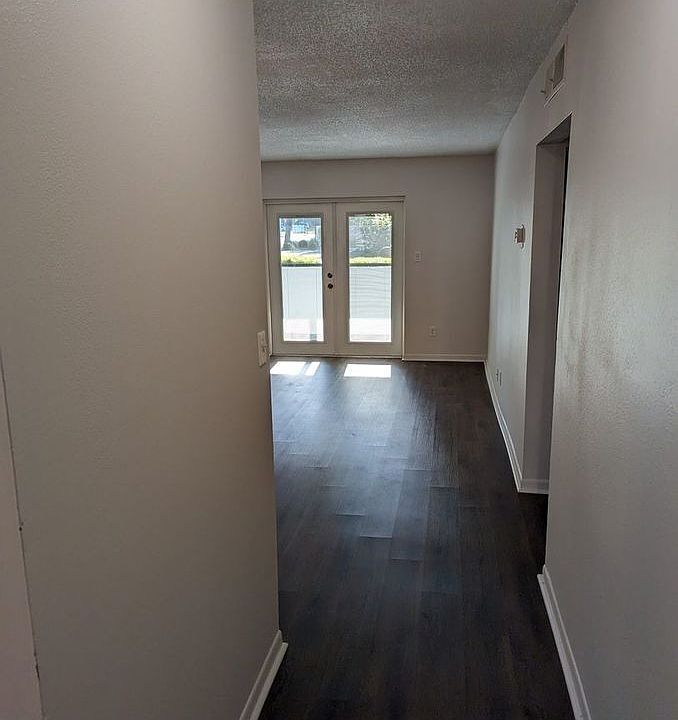 1st image of 100 E Kentucky Ave APT A105