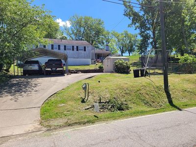 2196 Oakridge Dr, Charleston, WV, 25311